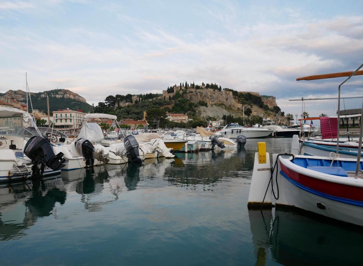 Le Biou Lägenhet Cassis Exteriör bild